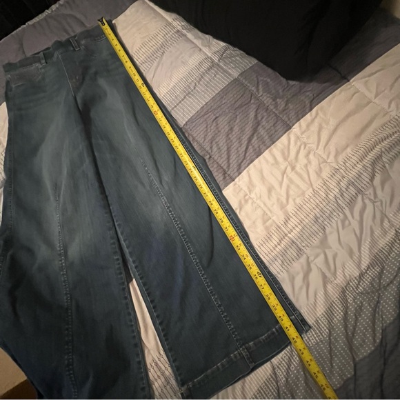 Spanx Seamed Front Wide Leg Jeans Womens Medium 20407R Vintage Indigo PullOn - Picture 13 of 13